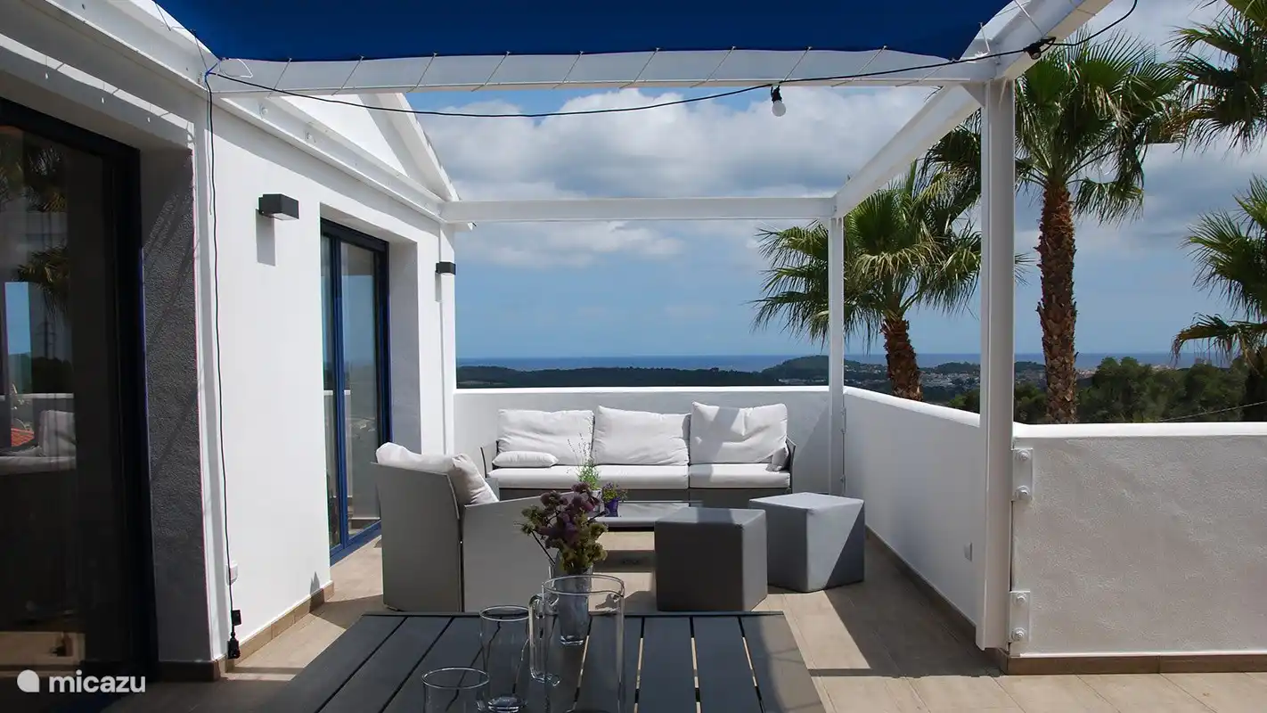 Terrasse mit Meerblick